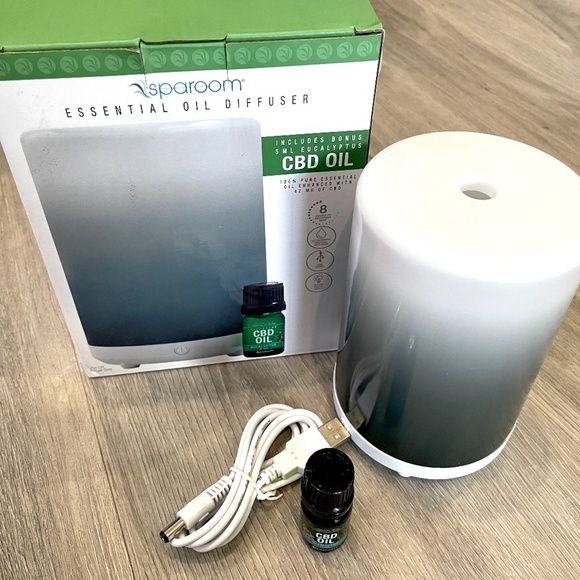 SpaRoom Aurora Diffuser With 5 mL Eucalyptus CBD - Picture 1 of 4